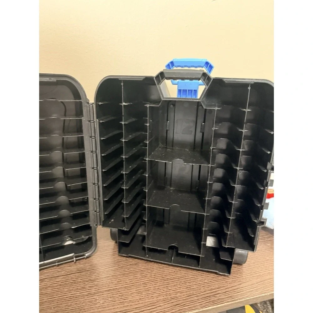 Hot Wheels Challenge Accepted 110 Car Storage Case w/ Retractable Handle Wheels